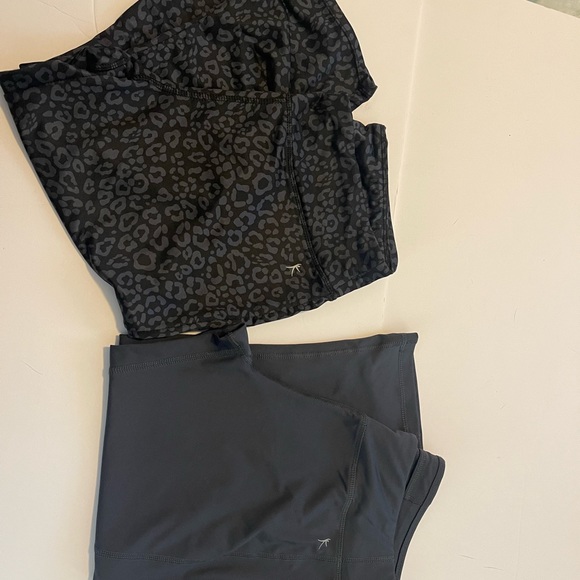 DANSKIN Capri Athletic Bundle Large - Picture 3 of 7